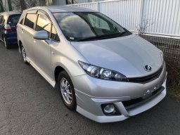 Used Toyota WISH