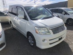 Used Toyota Noah