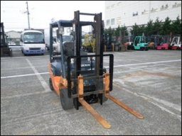 Used Toyota FORKLIFT