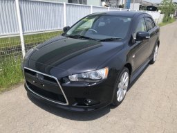 Used Mitsubishi GALANT FORTIS SPORTS BACK