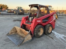 Used TCM SKID STEER LOADER