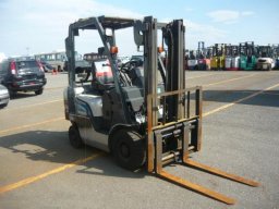 Used Nissan FORKLIFT
