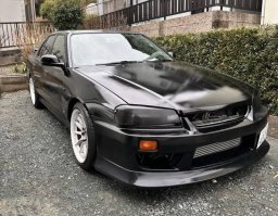Used Nissan SKYLINE