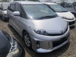 Used Toyota ESTIMA