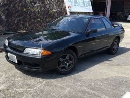 Used Nissan SKYLINE
