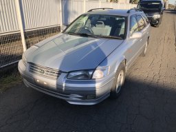 Used Toyota Camry Gracia
