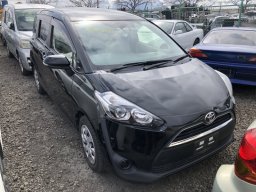 Used Toyota SIENTA
