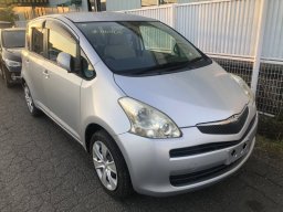Used Toyota RACTIS