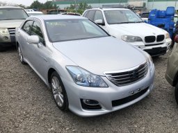 Used Toyota CROWN HYBRID