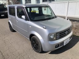 Used Nissan CUBE
