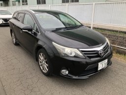 Used Toyota AVENSIS