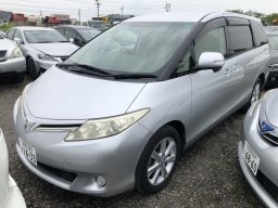 Used Toyota ESTIMA