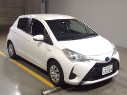 Used TOYOTA VITZ