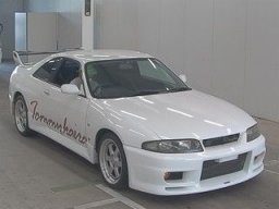 Used Nissan SKYLINE