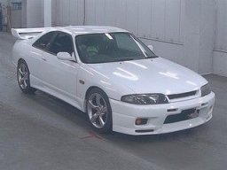 Used Nissan SKYLINE
