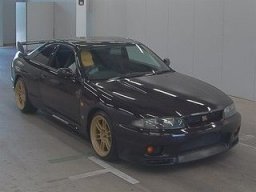 Used Nissan SKYLINE