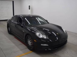 Used Porsche Panamera