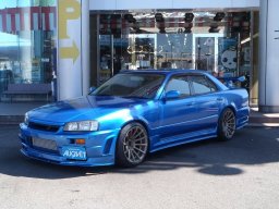 Used Nissan SKYLINE