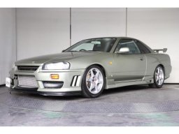 Used Nissan SKYLINE