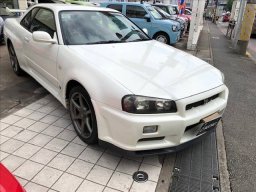 Used Nissan SKYLINE