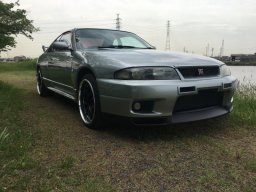 Used Nissan SKYLINE