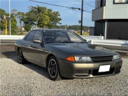 Used Nissan SKYLINE