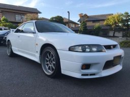 Used Nissan SKYLINE