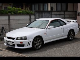 Used Nissan SKYLINE